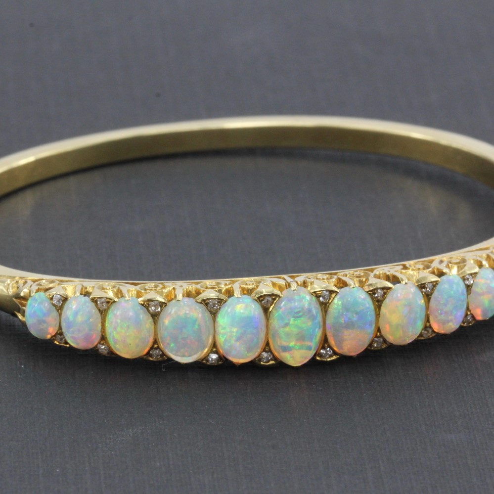 opal bangle