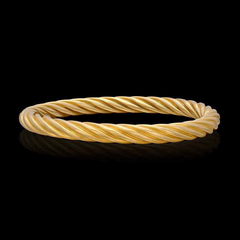 18k gold bangle bracelet