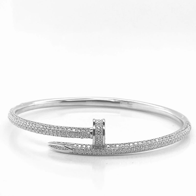 nail bangle