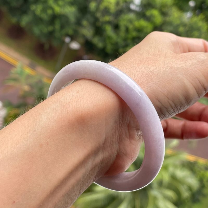 jade bangle