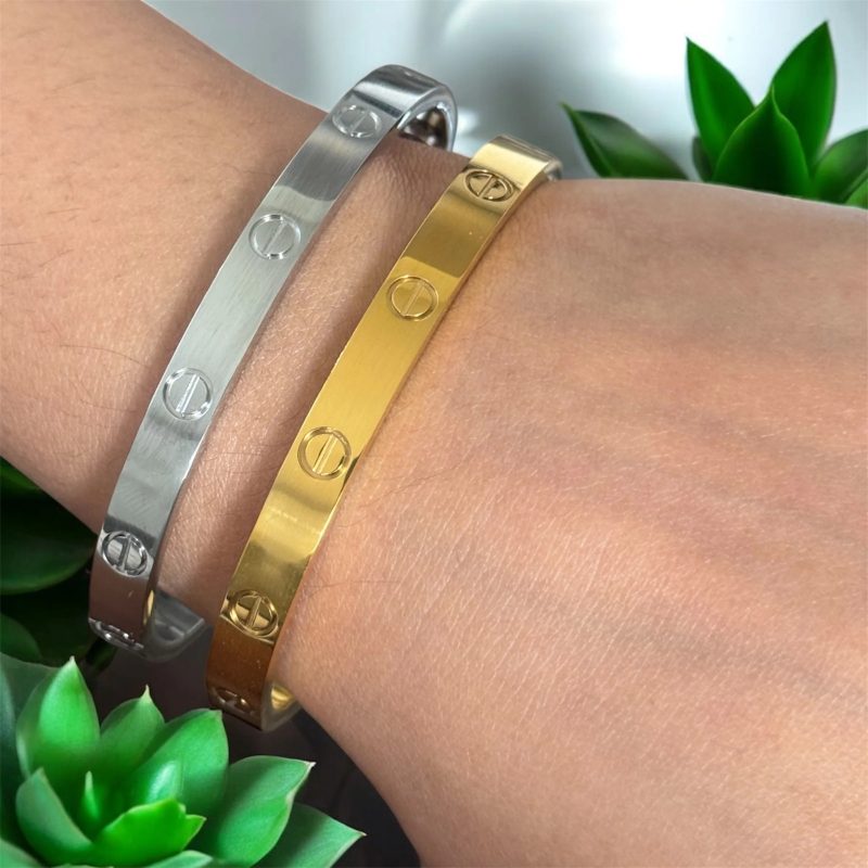 rose gold bangle bracelet