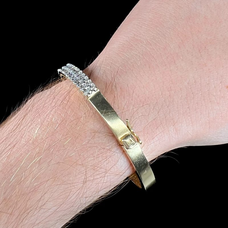 womens gold bangle