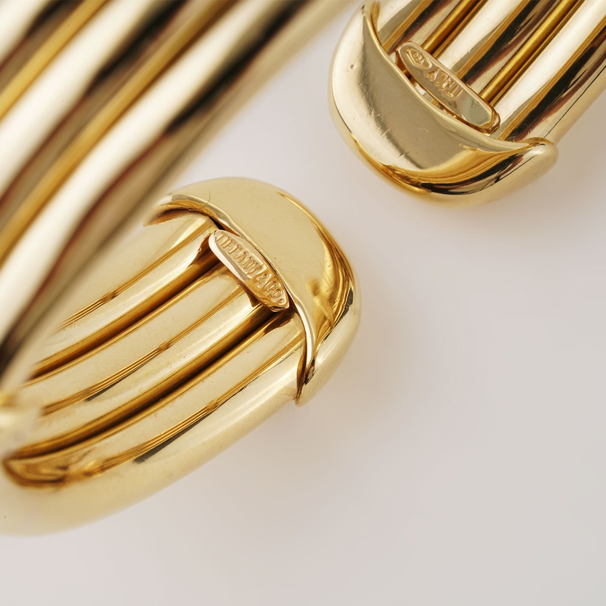 tiffany bangle bracelet gold