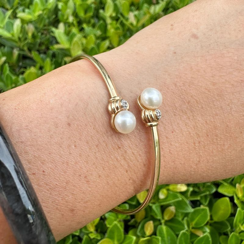 pearl bangle bracelet