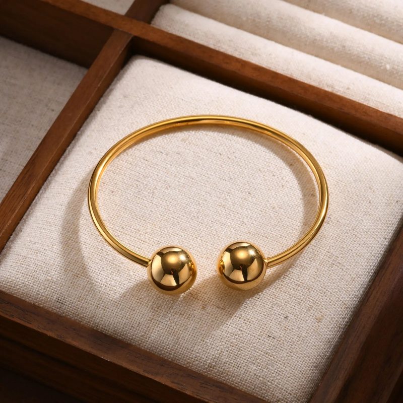 gold bangle bracelets