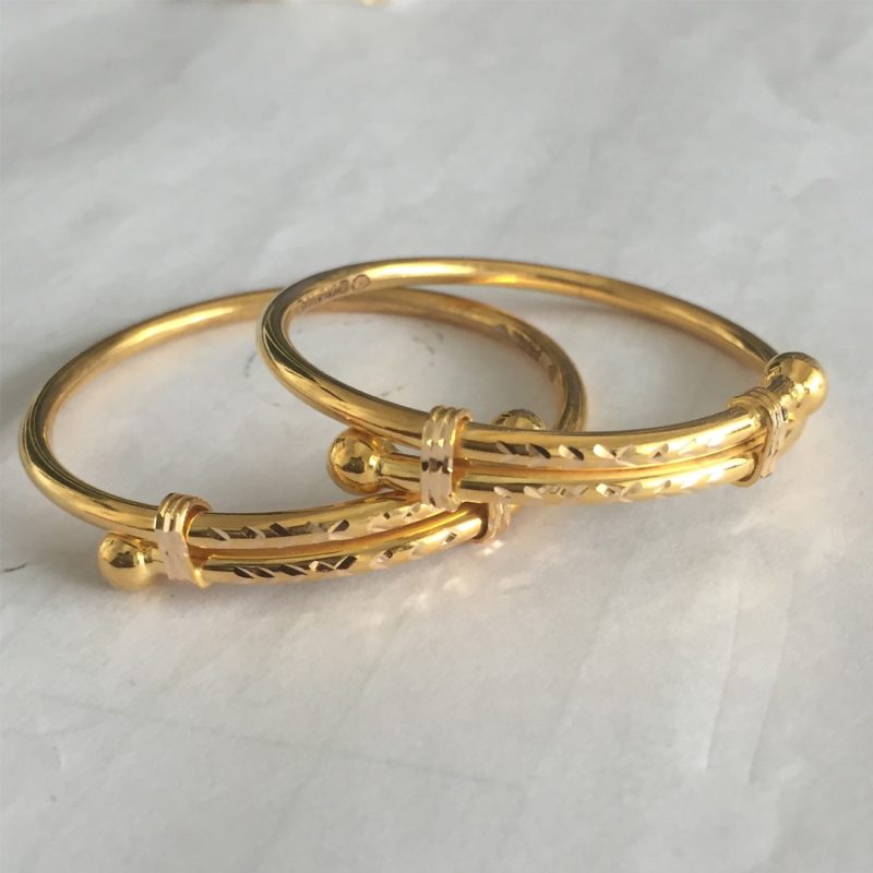 baby gold bangle bracelet