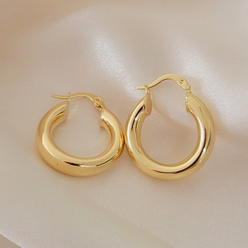 gold hoop earrings