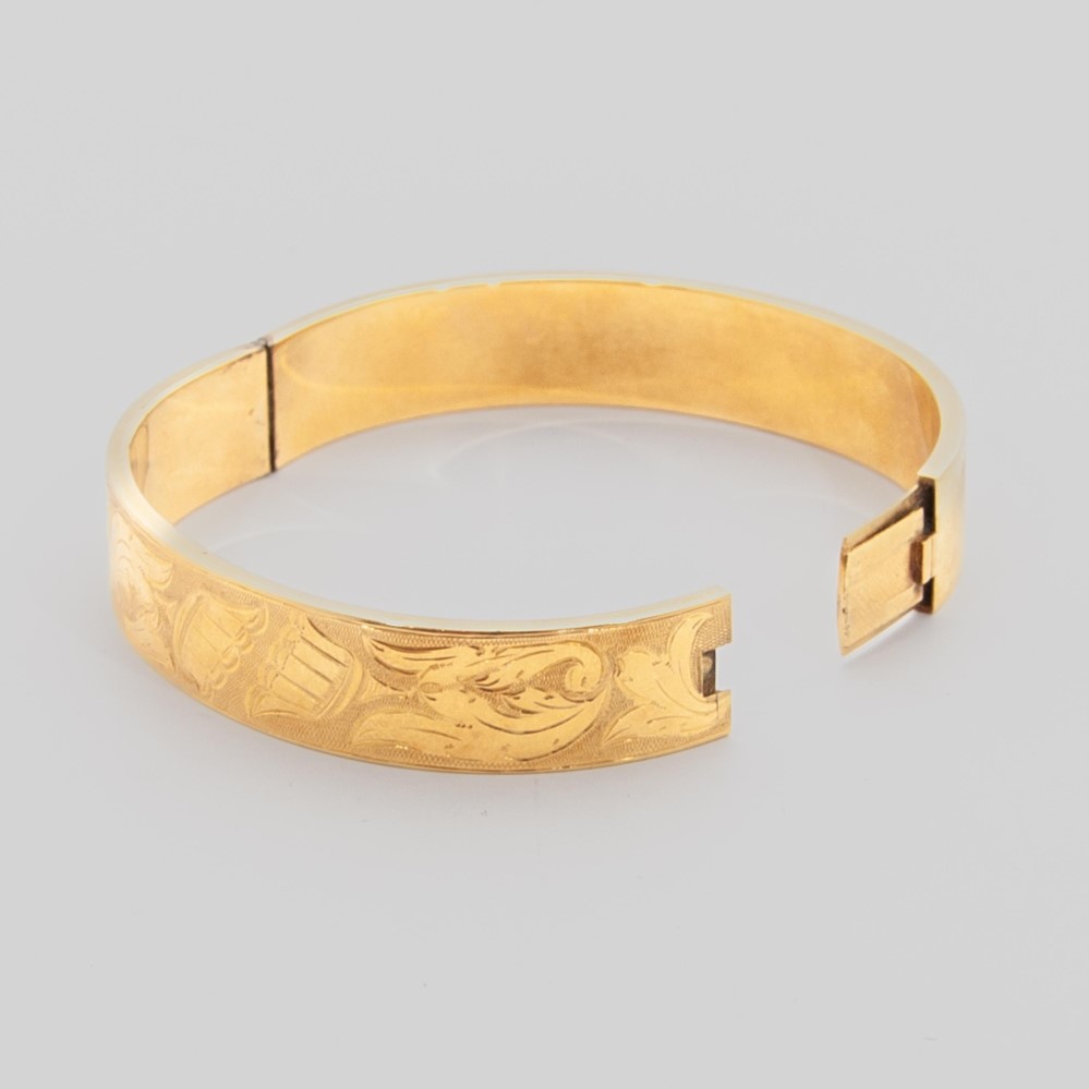 14k bangle bracelet