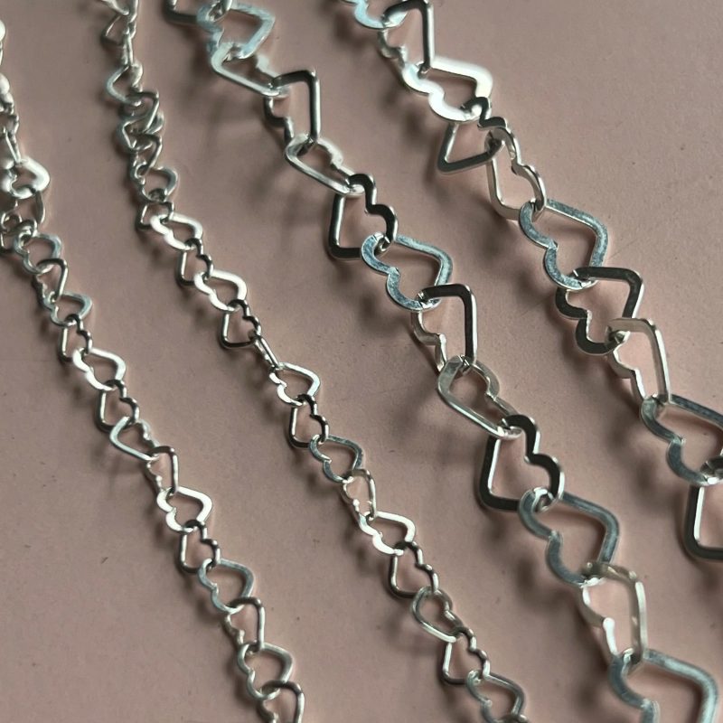 heart chain choker