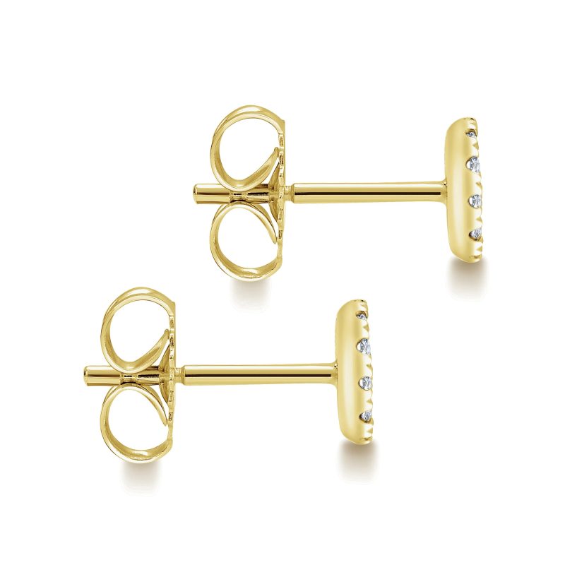 gold stud earrings