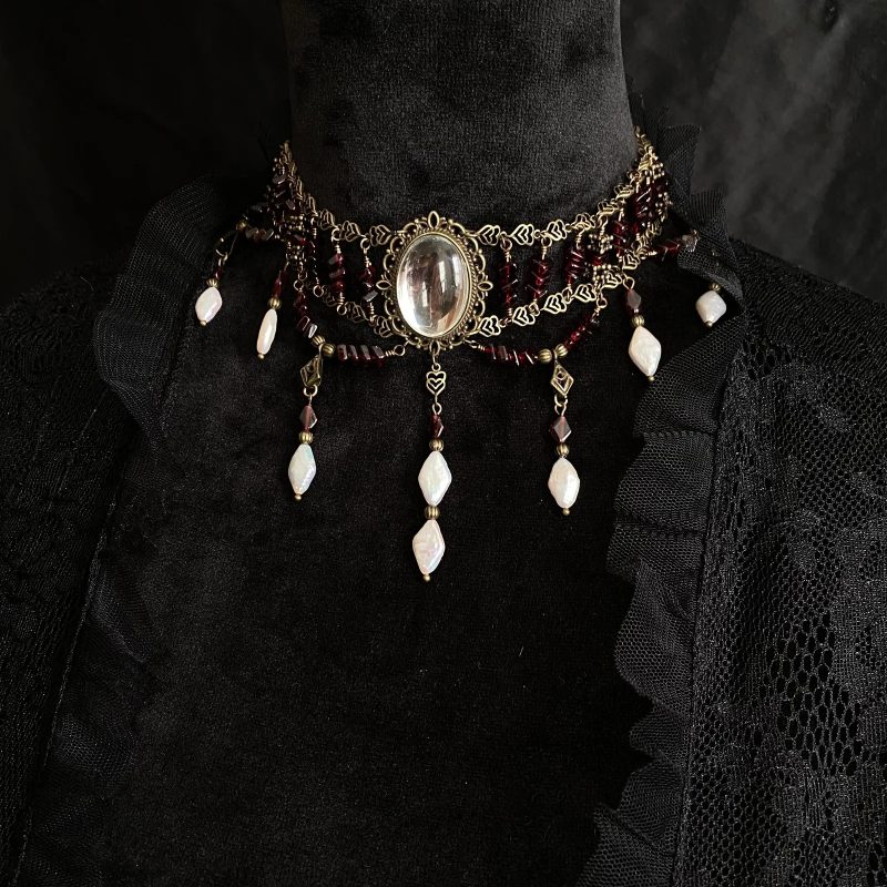 choker crystal