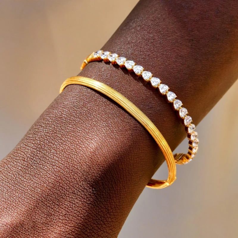 thin gold bangle
