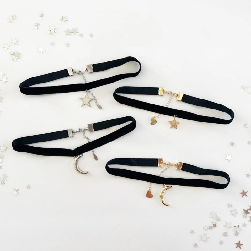velvet choker