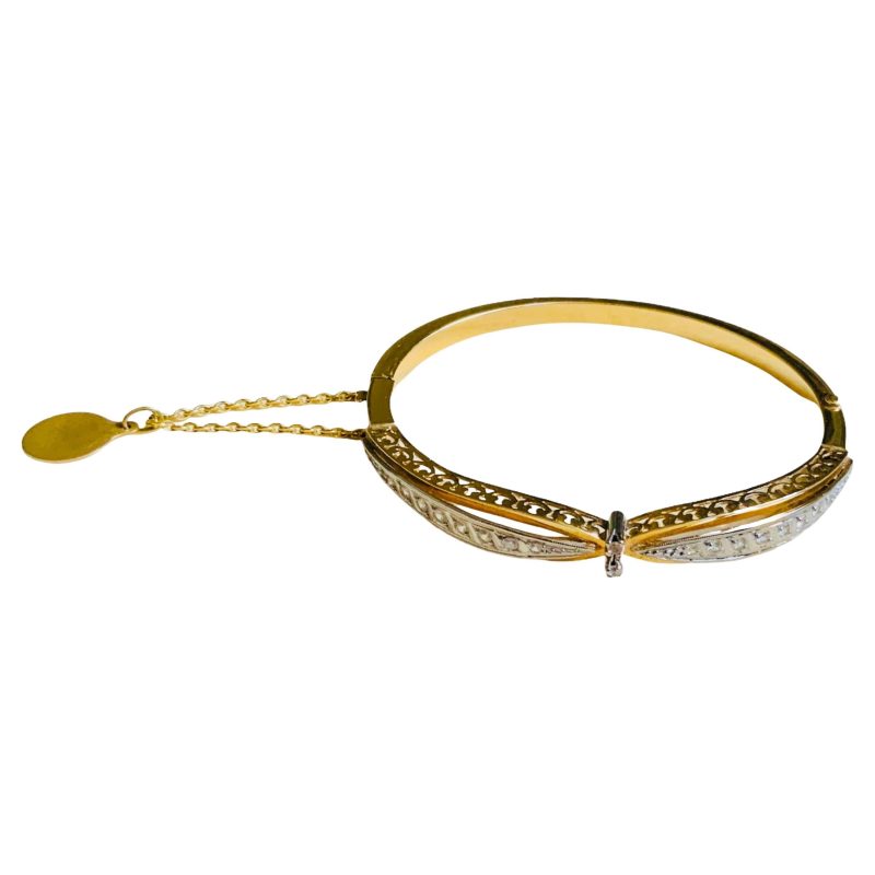 gold bangle bracelet 18k