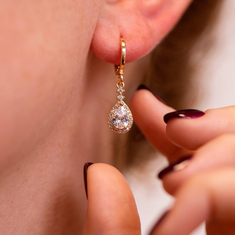 dangle earrings