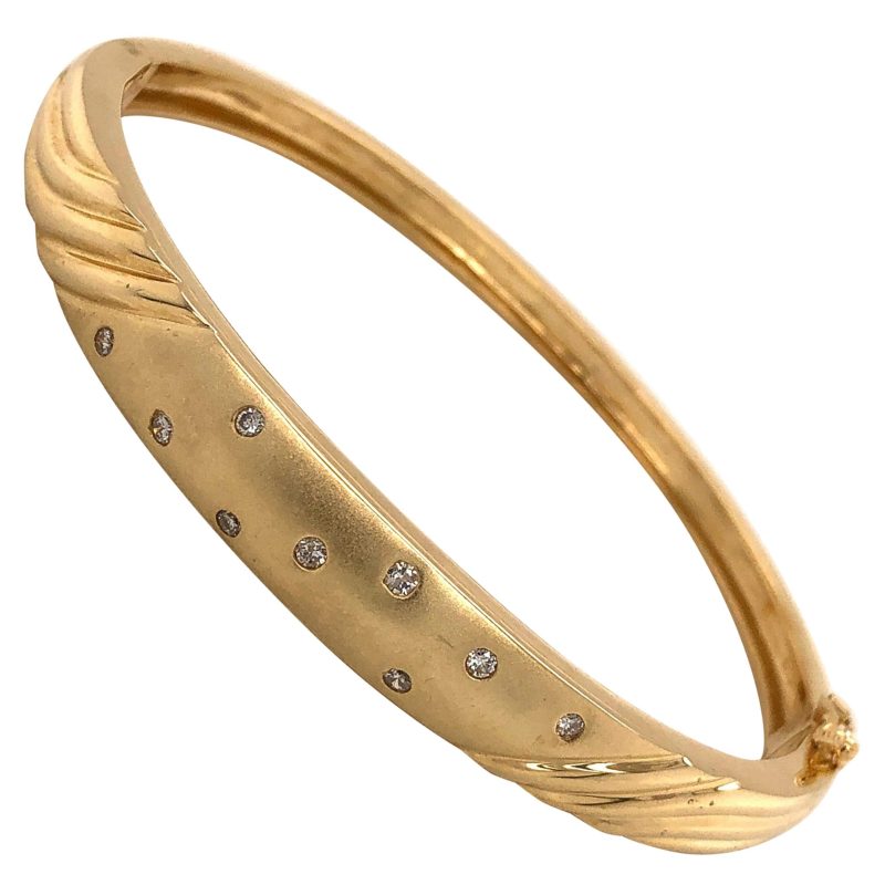 14 karat gold bangle bracelet