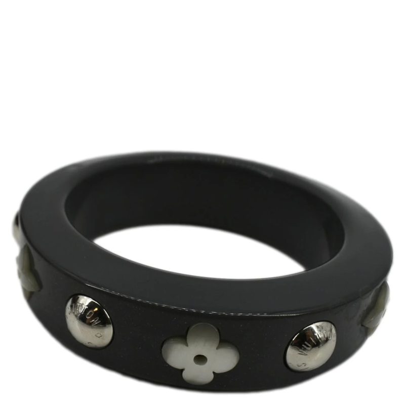 black bangle bracelet