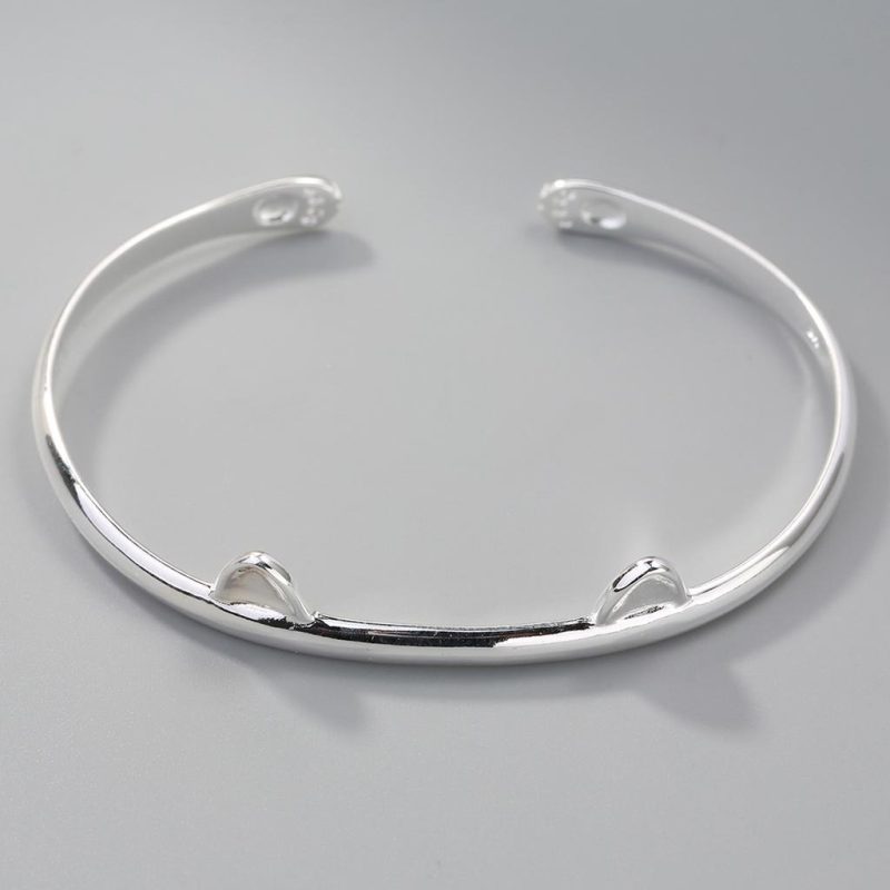 cat bangle