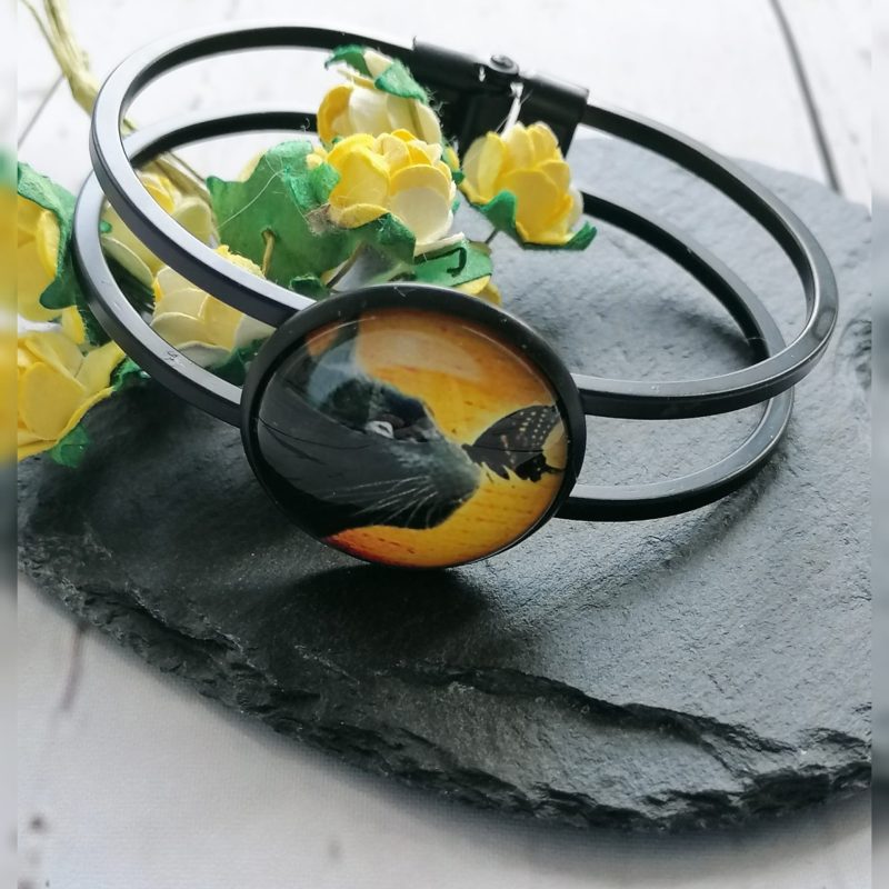 cat bangle