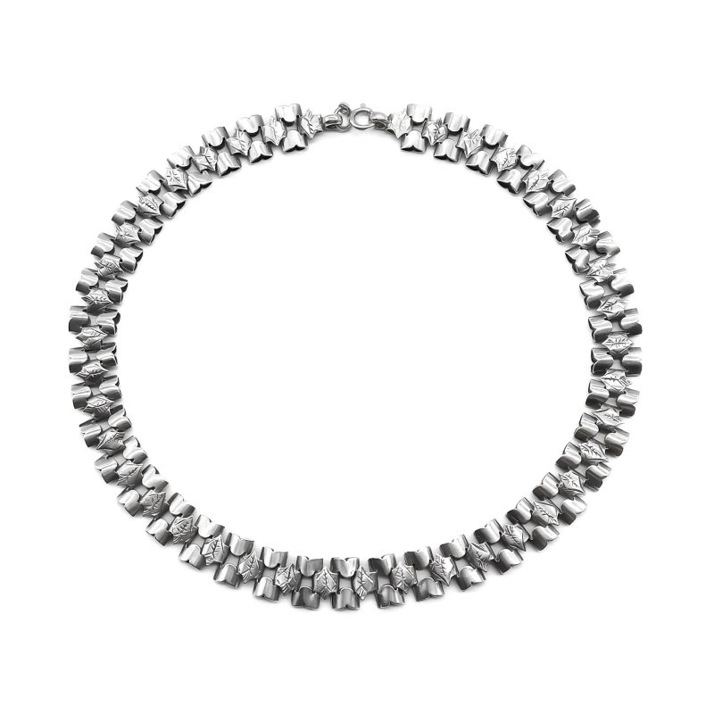 silver choker