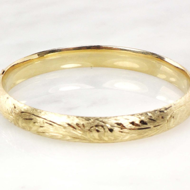 vintage gold bangle bracelet