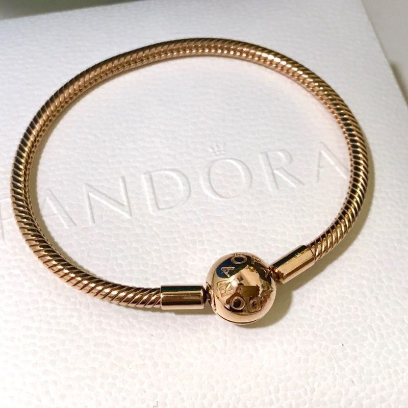 pandora rose gold bangle