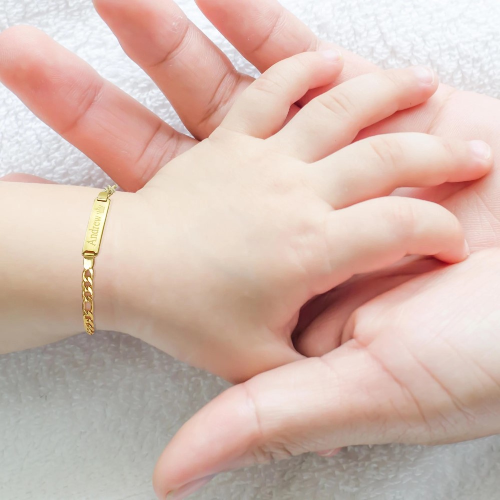 baby gold bangle