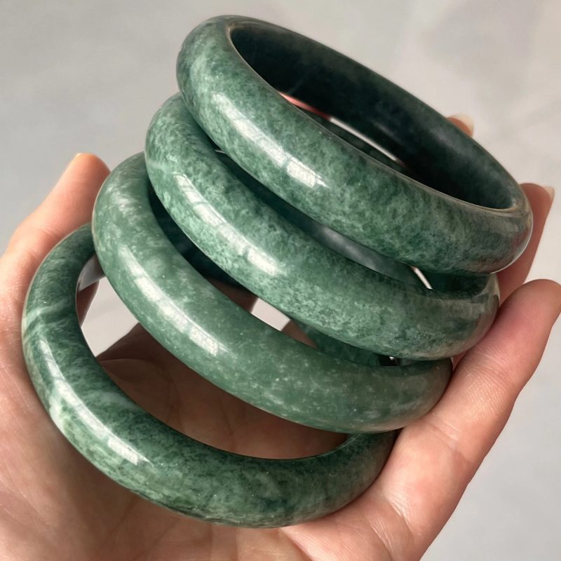 natural jade bangle