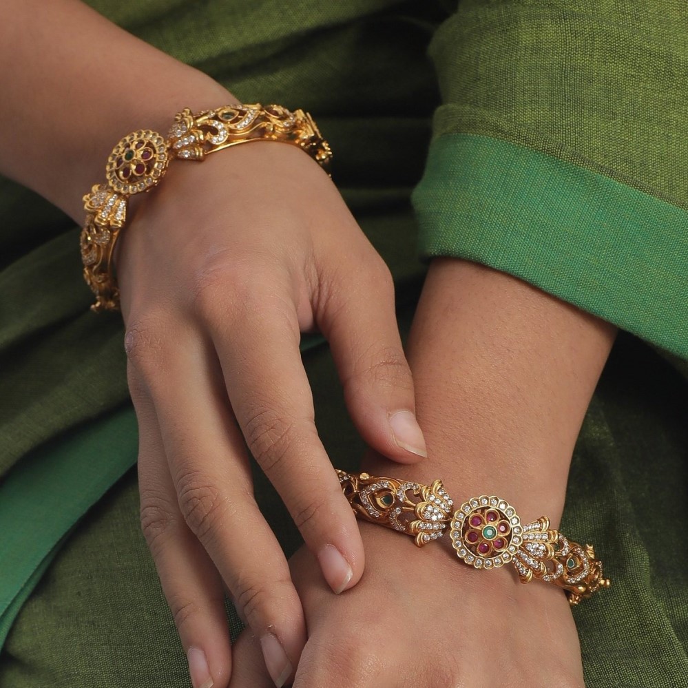 gold bangle designs