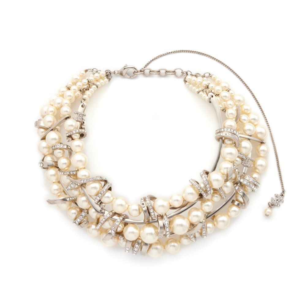 chanel choker