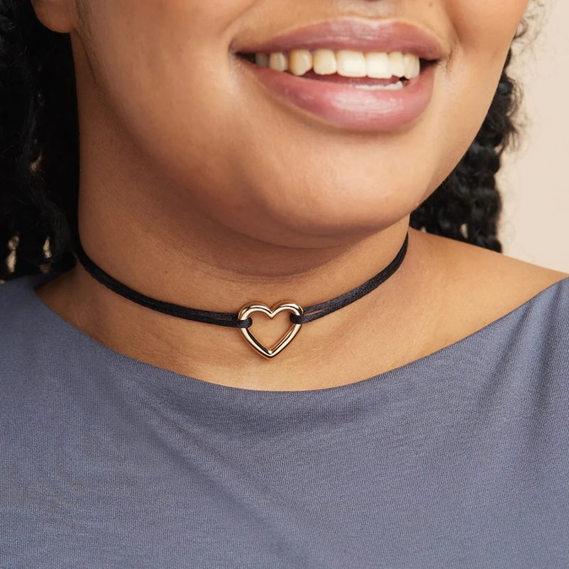 neck choker