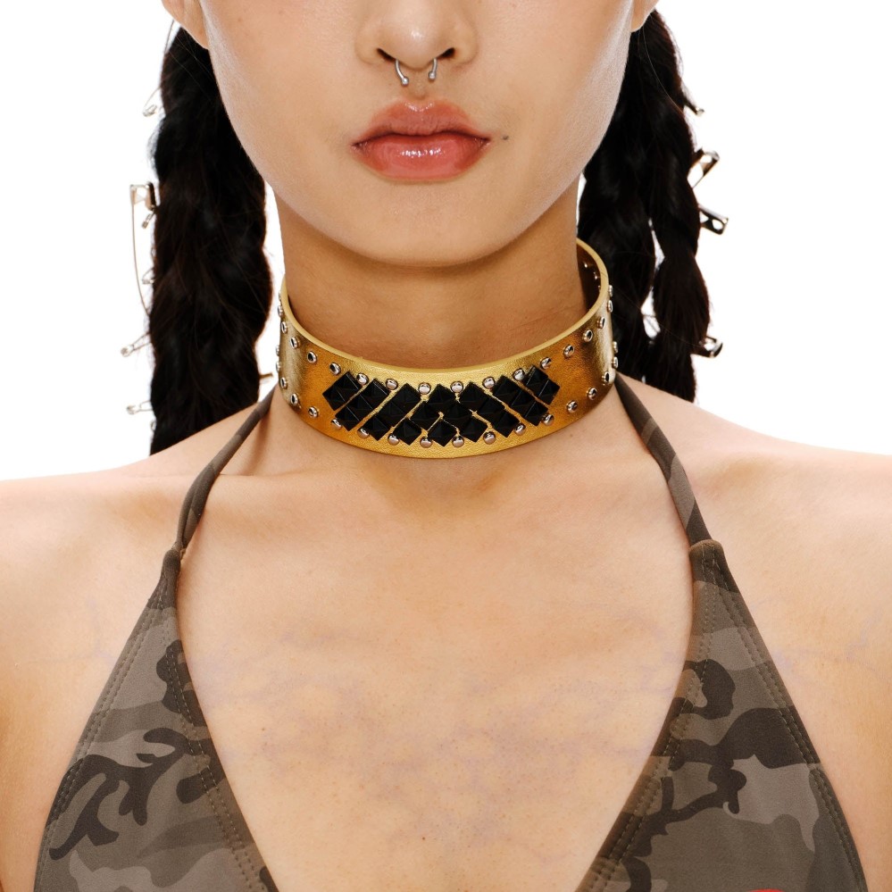 neck choker