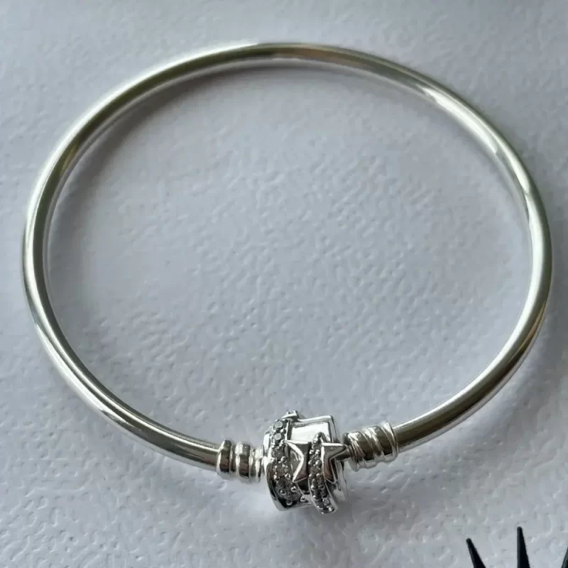 pandora moments bangle