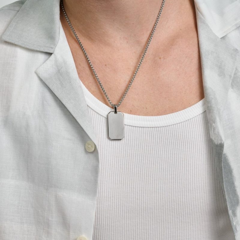 dog tag pendant