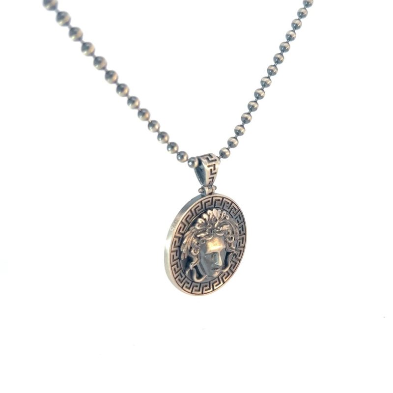 versace choker