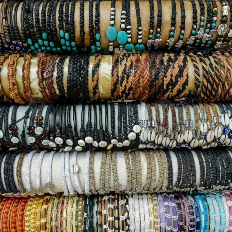 different types of bracelets