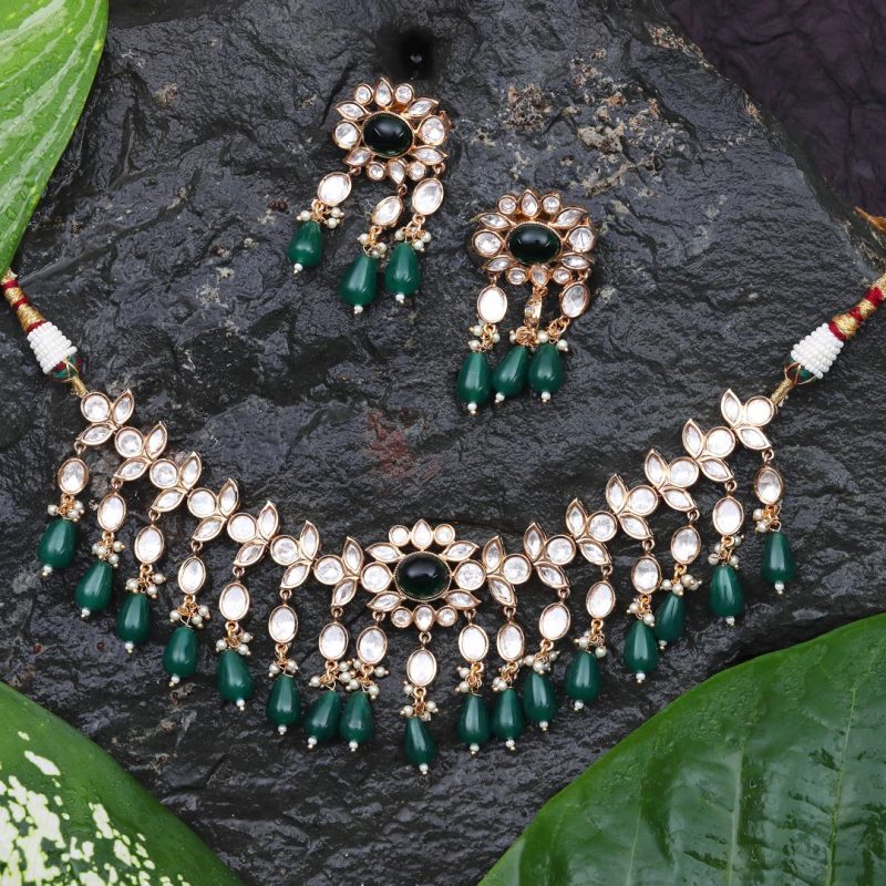 kundan choker